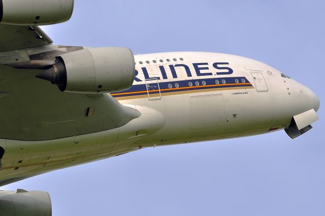 Airbus A380-800 (9V-SKE) - Singapore Airlines flight SQ228 having just after take off from Melbournes Tullamarine Airport runway 16 on its way to Singapores Changi Airport