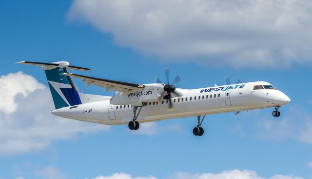 de Havilland Dash 8-400 (C-FJWE)