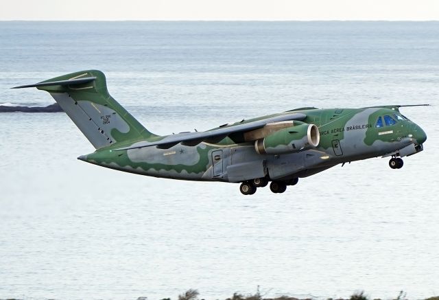 EMBRAER KC-390 (FAB2854)