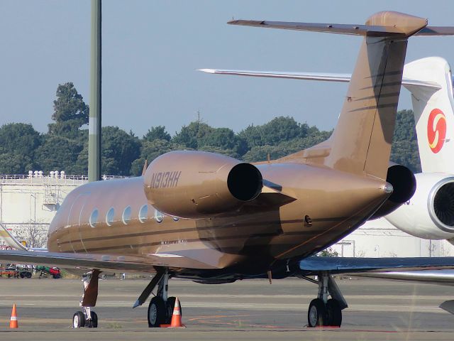 Gulfstream Aerospace Gulfstream IV (N913HH) - I take a picture on Oct 18, 2017.