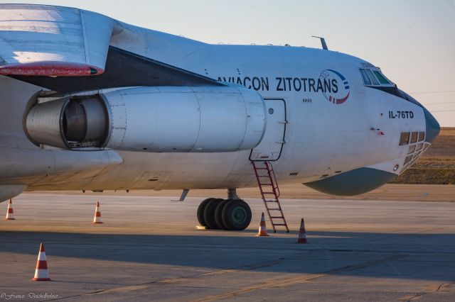 Ilyushin Il-76 (RA-76842)