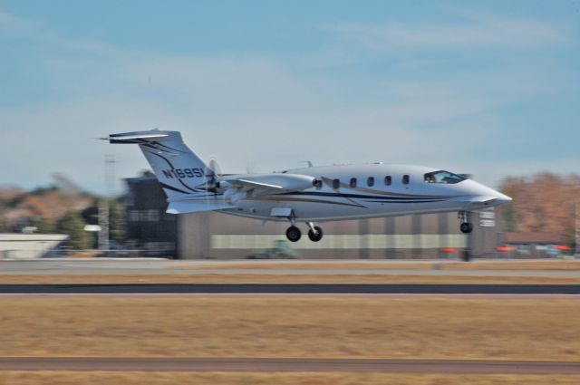 Piaggio P.180 Avanti (N169SL)