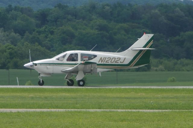 Rockwell Commander 114 (N1202J)