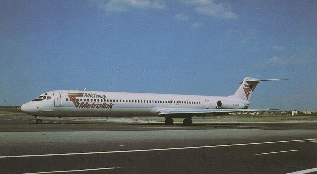 McDonnell Douglas MD-80 (N10029) - scanned from postcardbr /midway metrolink