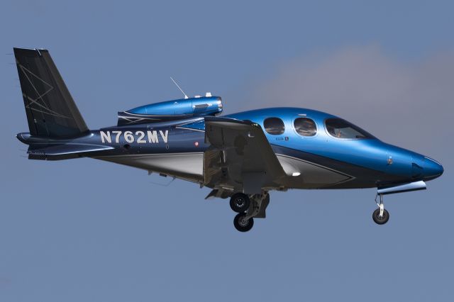 Cirrus Vision SF50 (N762MV) - NBAA / BACE 2022