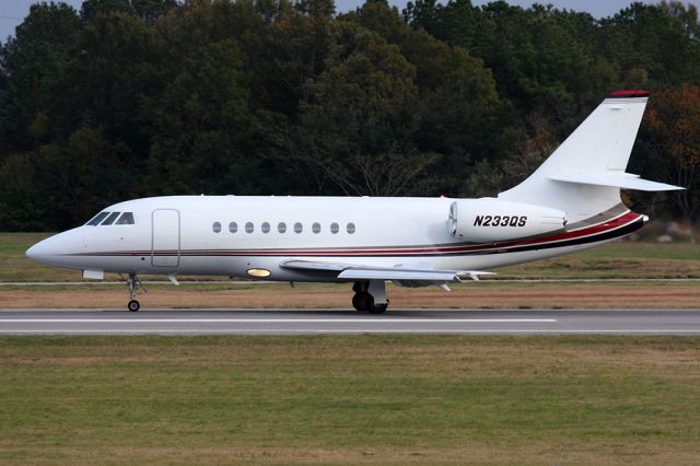 Dassault Falcon 2000 (N233QS)