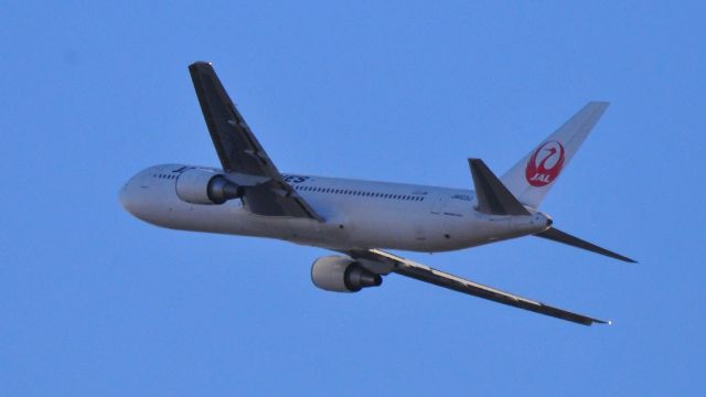 BOEING 767-300 (JA623J)