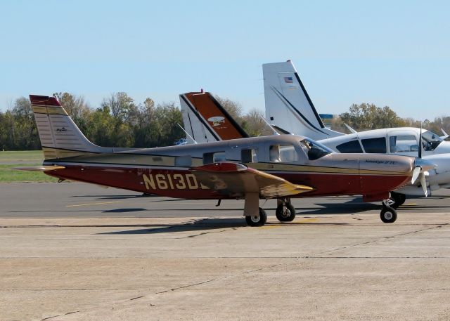 Piper Saratoga/Lance (N613DB) - At Downtown Shreveport.