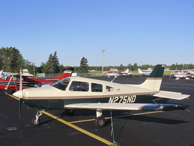 Piper Cherokee (N275ND)