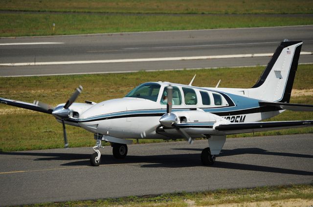 Beechcraft Baron (58) (N625M)