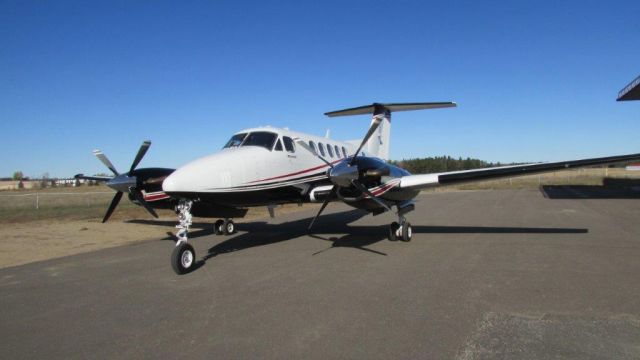 Beechcraft Super King Air 200 (N125TE)