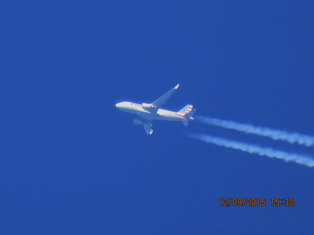 Airbus A319 (N12028)