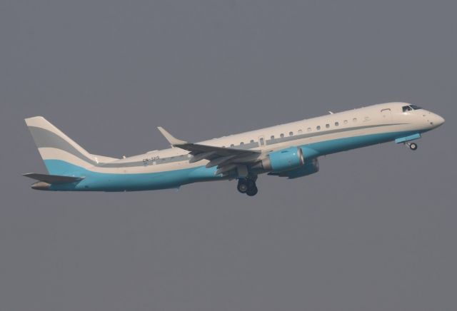 Embraer ERJ-190 (CN-SHS)