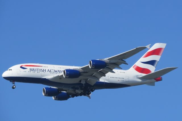 Airbus A380-800 (G-XLEA)