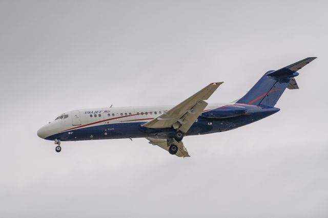 Douglas DC-9-10 (N196US) - Runway 20R arrival @KDPA.