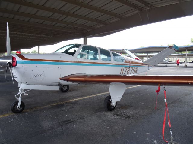 Beechcraft 35 Bonanza (N7879R)
