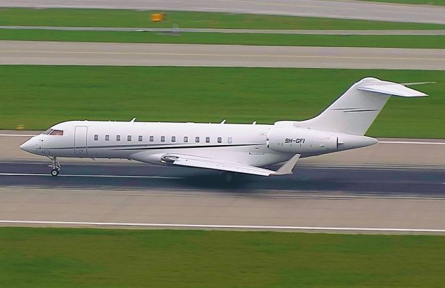Bombardier Global Express (9H-GFI)