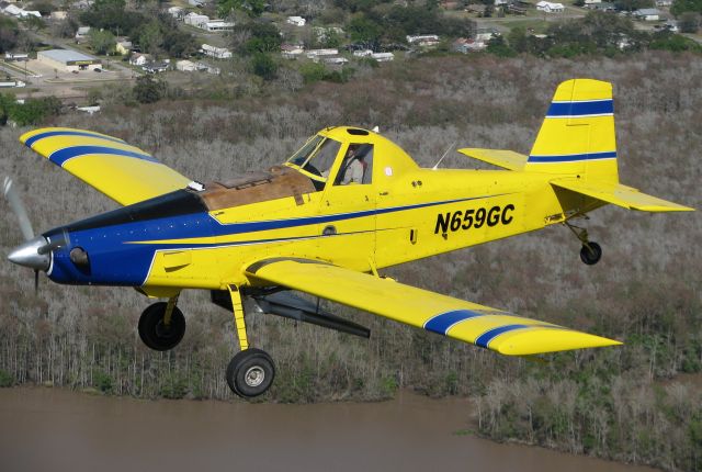 Cessna Skyhawk (N659GC) - Air Tractor AT-502