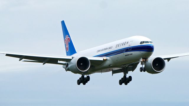 Boeing 777-200 (B-20EM) - BOE28 on final to Rwy 16R during a FCF flight on 5.12.20. (B777-F1B / ln 1649 / cn 65421).