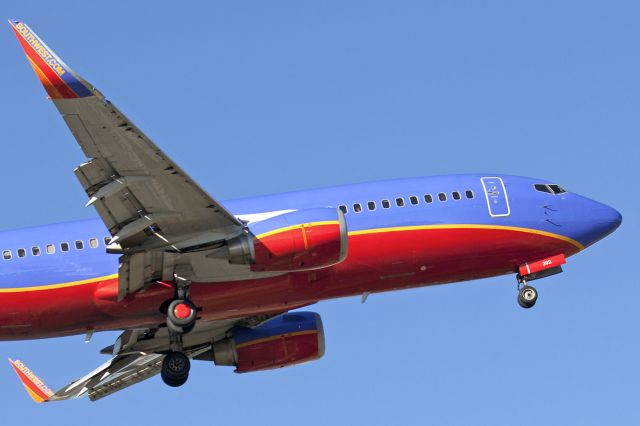 BOEING 737-300 (N392SW) - PBI Jan 20 2012