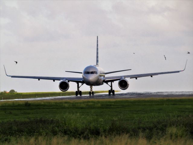 Boeing 757-200 (N194AA)