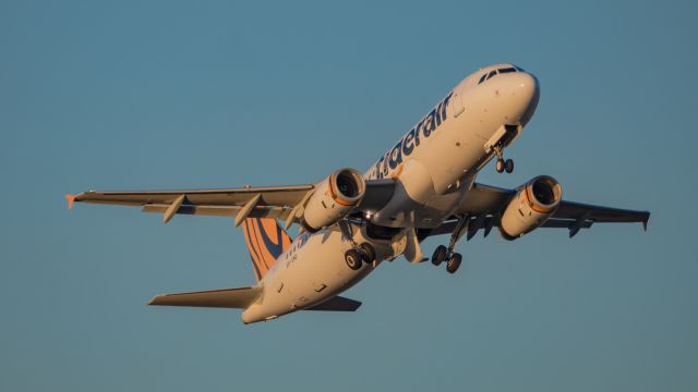 Airbus A320 (VH-VNC) - Tiger Airways Flight 314 to Brisbane