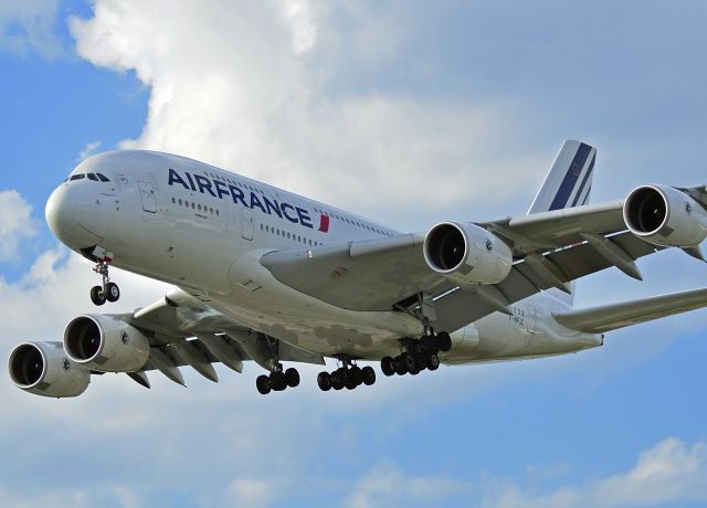 Airbus A380-800 (F-HPJC)