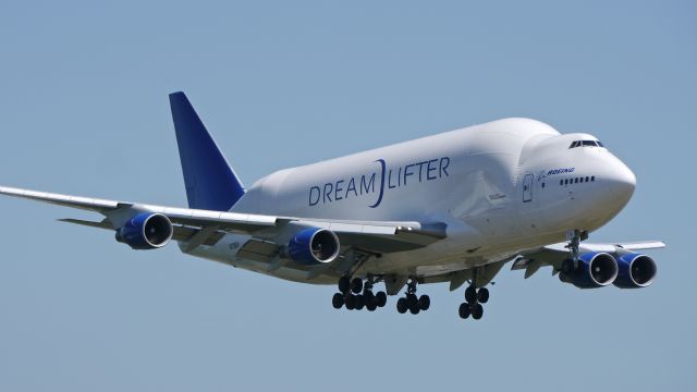 Boeing Dreamlifter (N718BA) - GTI4352 from KCHS on final to Rwy 16R on 6/28/16. (ln 932 / cn 27042).