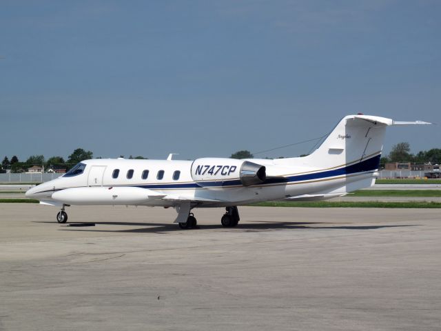 Learjet 35 (N747CP)