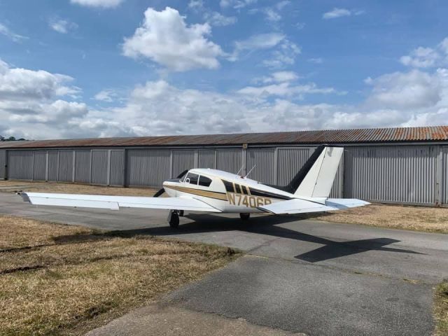 Piper PA-24 Comanche (N7405P)