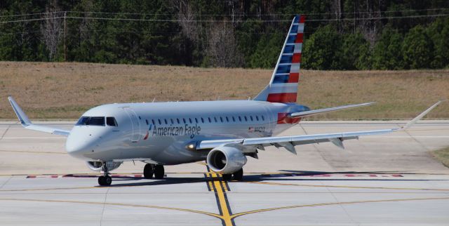 Embraer 170/175 (N442YX)