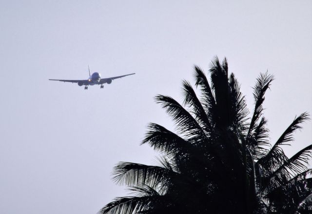 Boeing 777-200 (G-RAES)