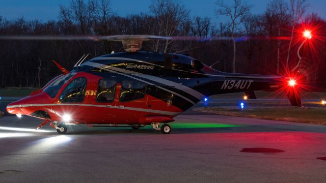 Bell 429 GlobalRanger (N34UT) - N34UT starting up on the ramp at College Park Airport 