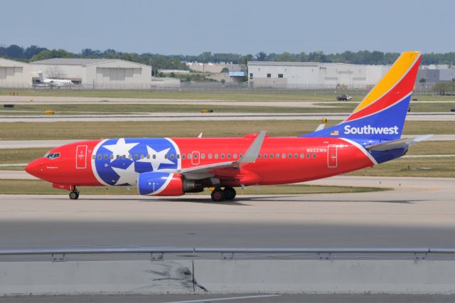 Boeing 737-700 (N922WN)