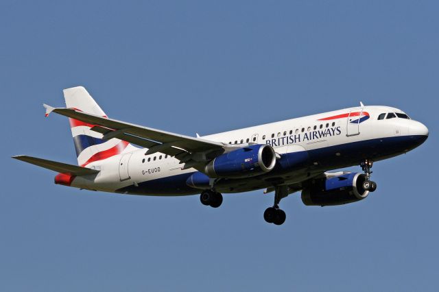 Airbus A319 (G-EUOD)