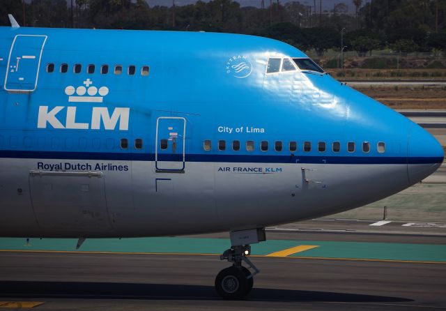 Boeing 747-400 (PH-BFL)