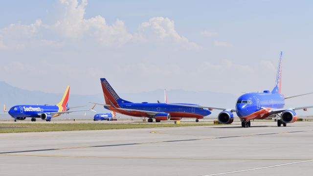 Boeing 737-700 (N469WN) - Southwest Boeing 737-7H4 (WL), -8H4 (WL), -MAX 8 all taxiing to the gates at Albuquerque International Airport, New Mexico