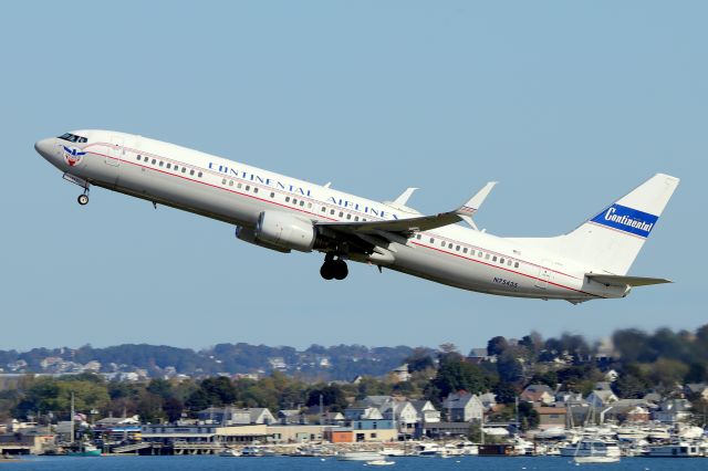 Boeing 737-900 (N75435) - United Airlines' 'Continental Airlines Retro' livery departing to Denver