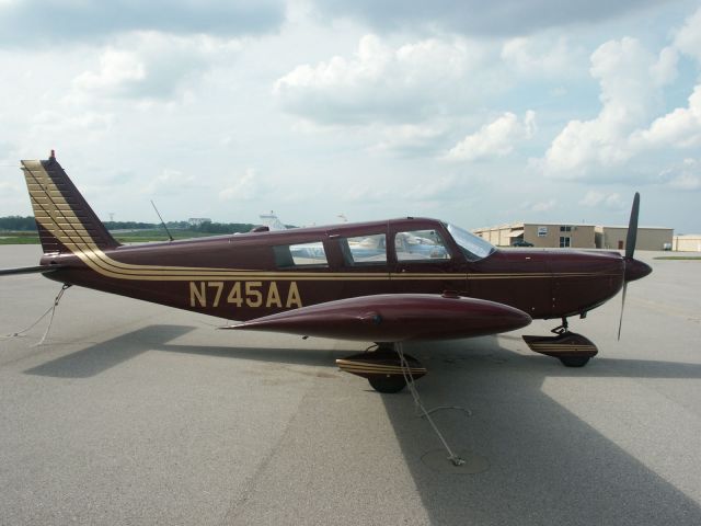 Piper Saratoga (N745AA)