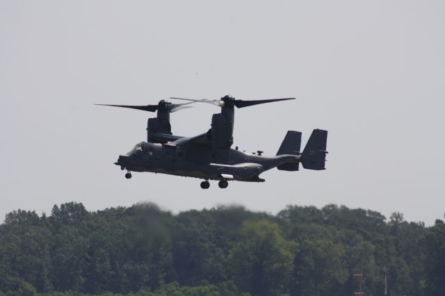 — — - V-22 arriving at KMLU to refuel and then continue to Savannah.