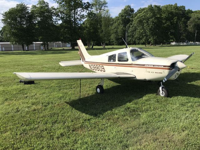 Piper Cherokee (N38809)