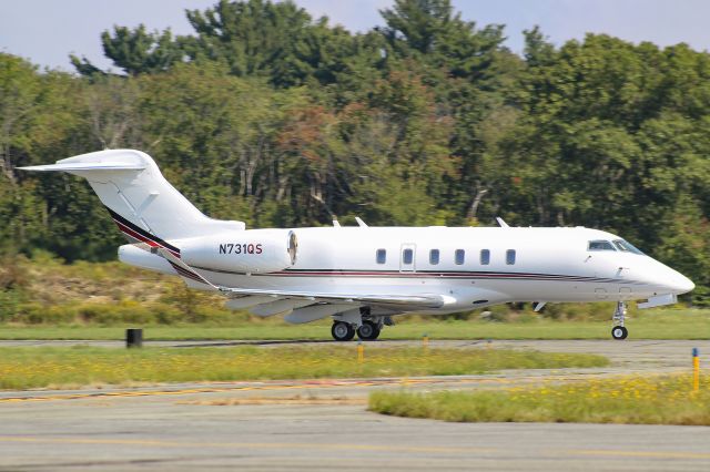 Canadair Challenger 350 (N731QS)