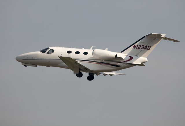 Cessna Citation Mustang (N123AD)