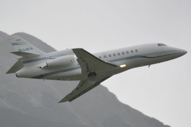 Dassault Falcon 900 (N144FH)