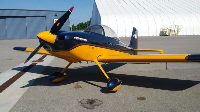 Vans RV-8 (N495T)