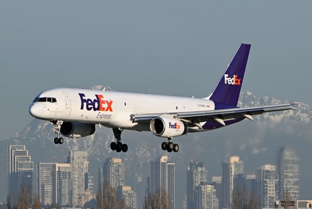 Boeing 757-200 (C-FMEP)