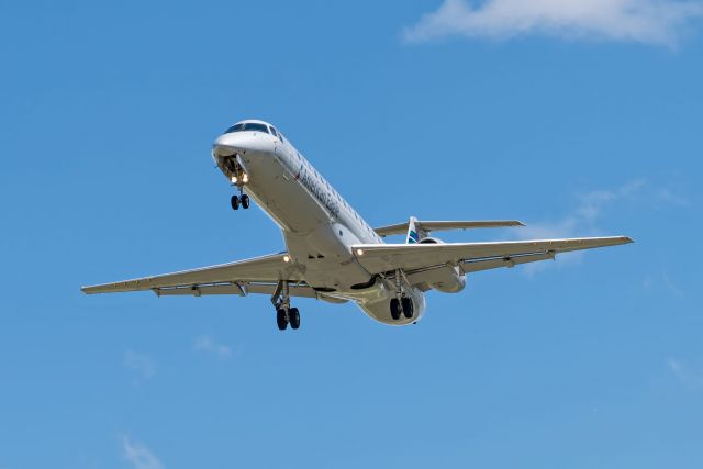 Embraer ERJ-145 (N931AE)