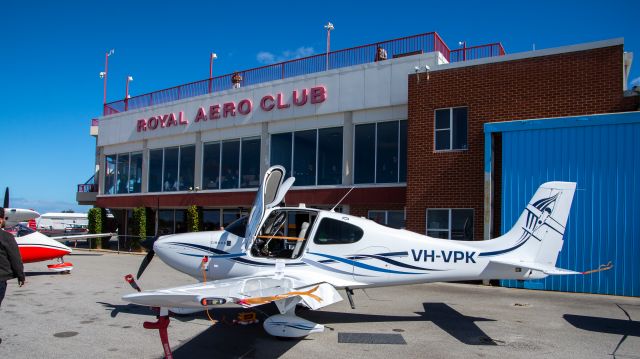 Cirrus SR-20 (VH-VPK)