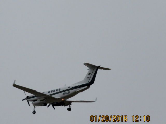 Beechcraft Super King Air 200 (N56AY)