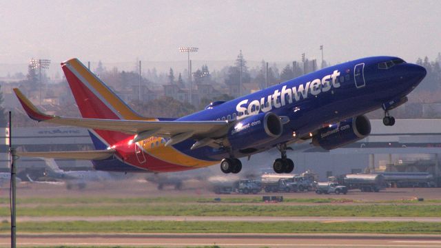 Boeing 737-700 (N924WN)